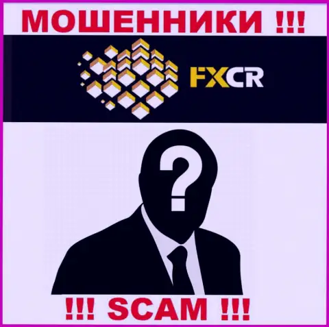 Изучив интернет-ресурс мошенников FXCR Limited Вы не сможете найти никакой информации о их директорах